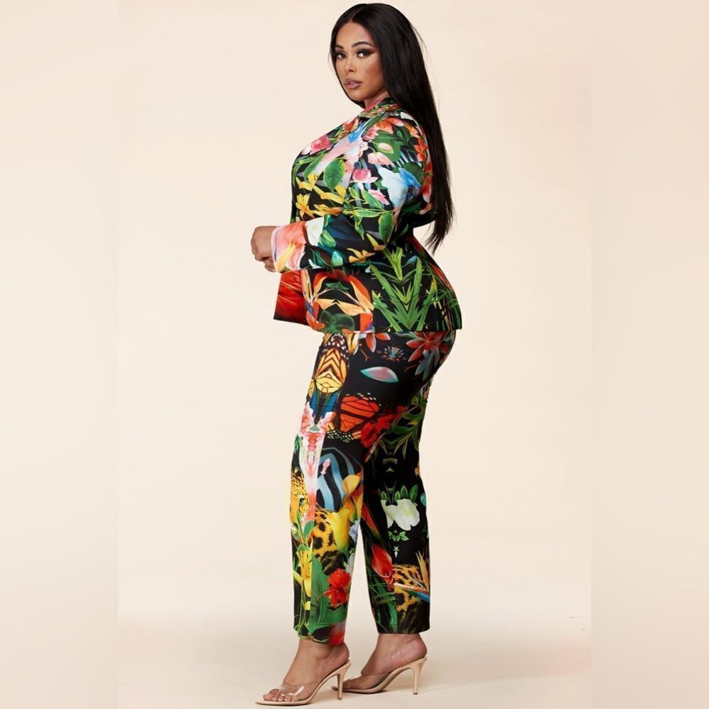New L’atise Plus Size Forest Print Pantsuit Set - Picture 10 of 11